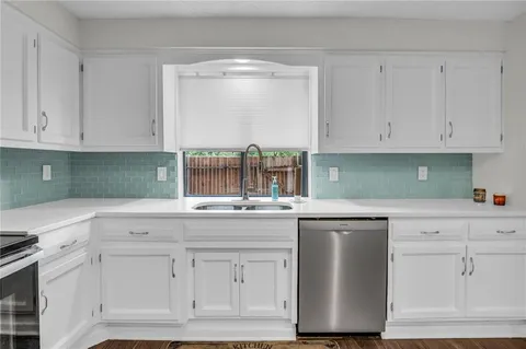 $175,000 | 12786 West 110th Terrace, Overland Park, KS 66210