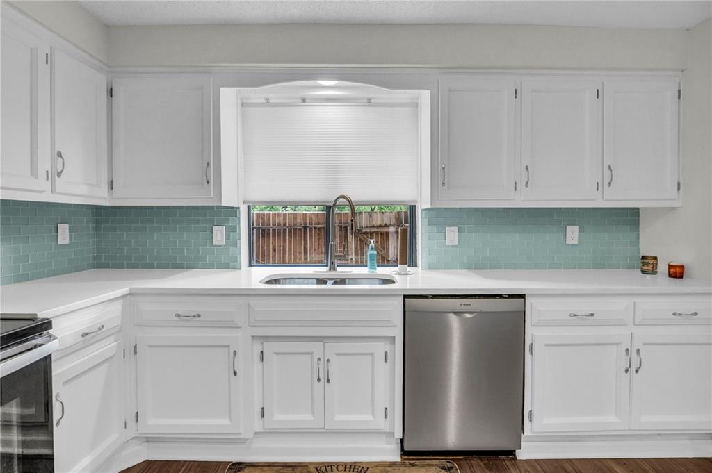 12786 West 110th Terrace Overland Park, KS 66210 - Photo 9 of 24