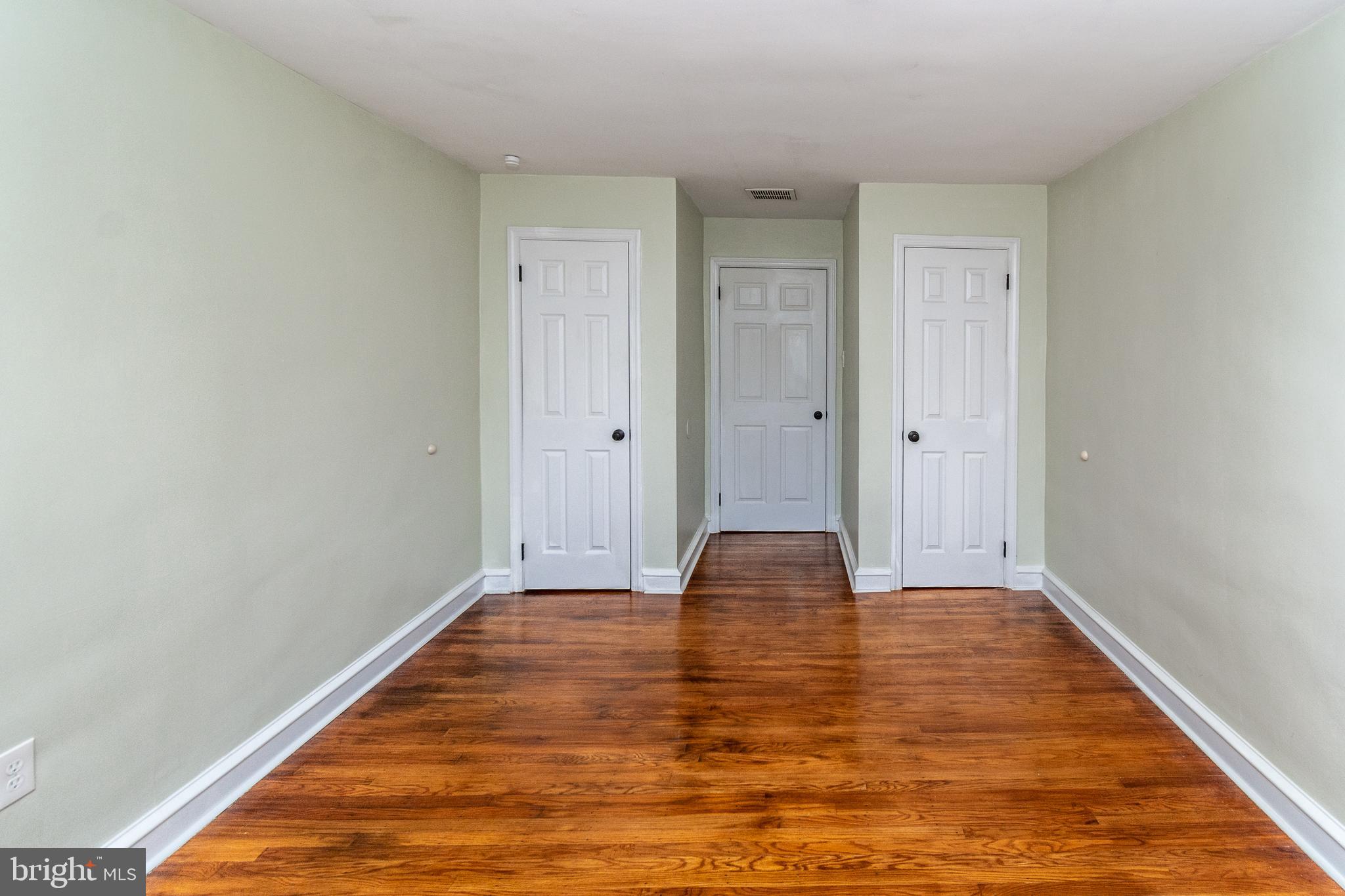 2809 Church Road Glenside, PA 19038 - Photo 27 of 49 Double closets in BR2