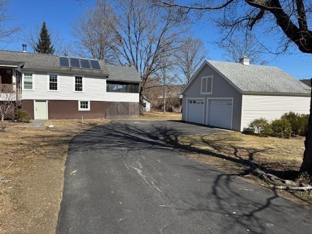 46 Maple Street Northfield, MA 01360 - Photo 5 of 28