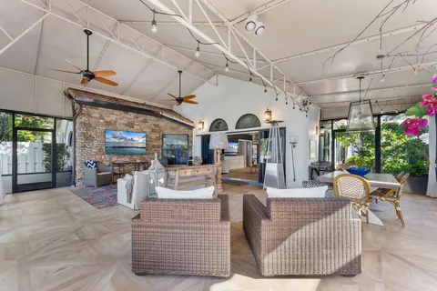 $925,000 | 380 Sherwood Forest Drive, Delray Beach, FL 33445