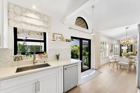 $925,000 | 380 Sherwood Forest Drive, Delray Beach, FL 33445