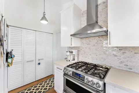 $925,000 | 380 Sherwood Forest Drive, Delray Beach, FL 33445