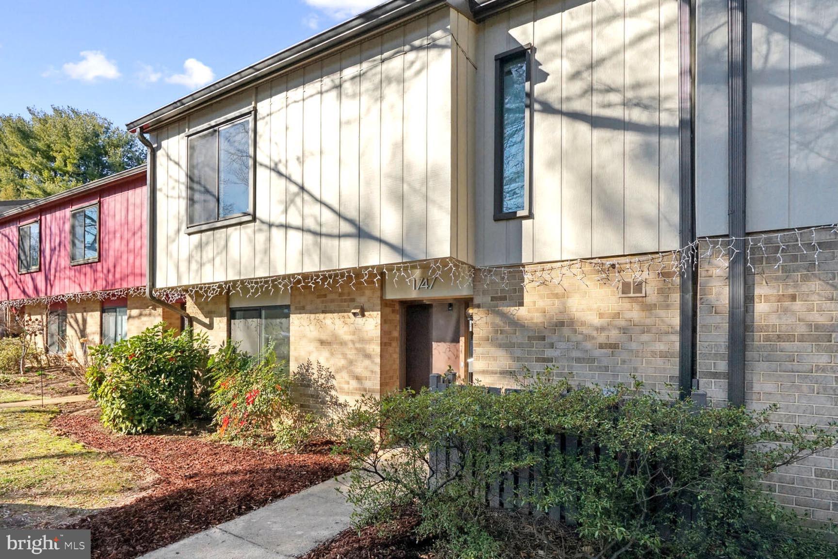 1747 Ivy Oak Square Reston, VA 20190 - Photo 1 of 31 Welcome Home!