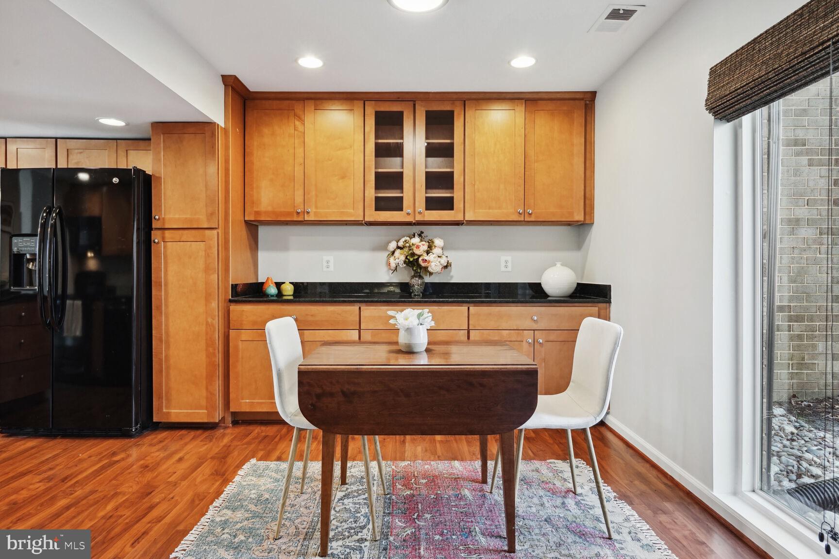 1747 Ivy Oak Square Reston, VA 20190 - Photo 10 of 31 Dining Area