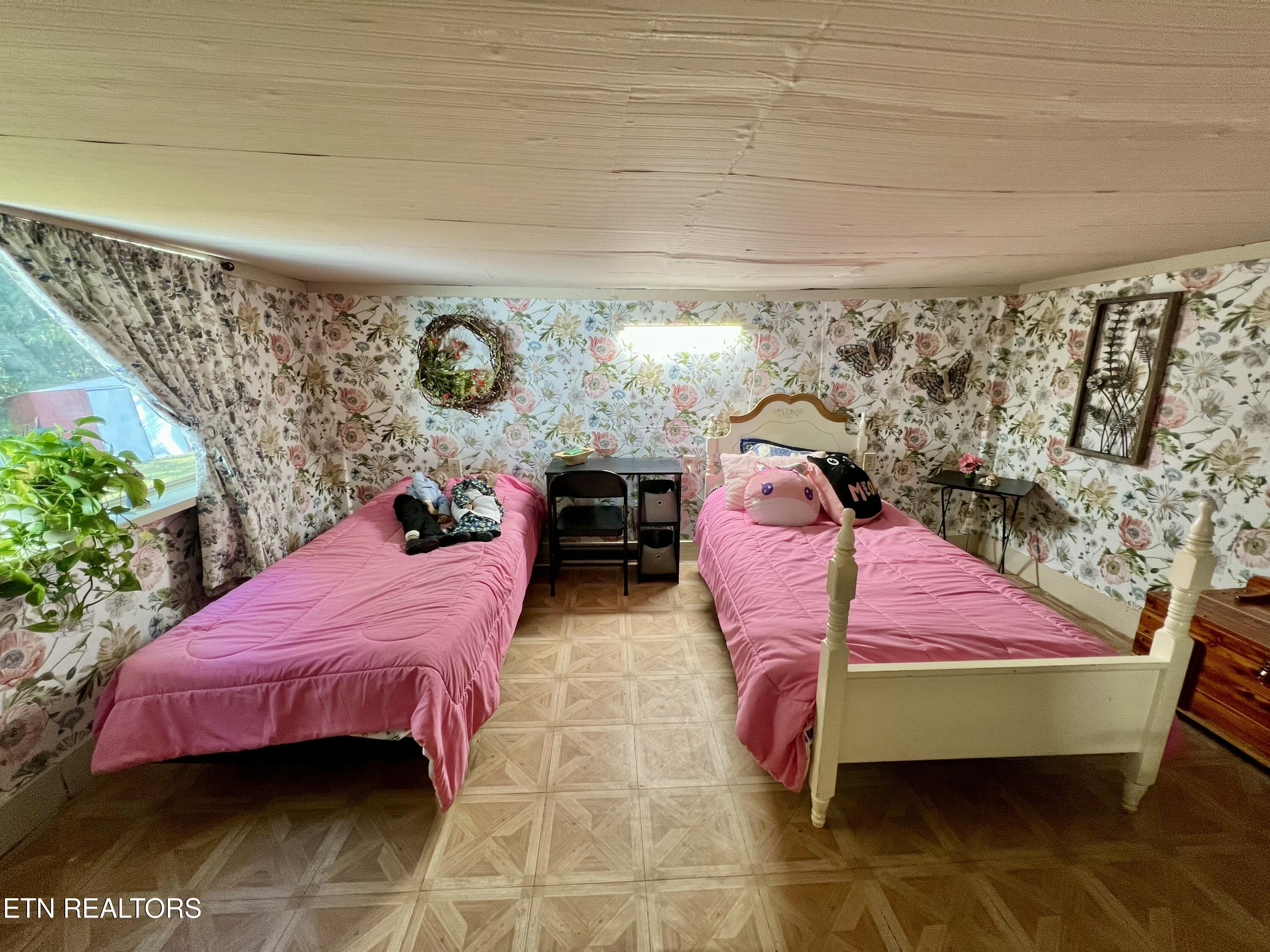 284 Ray Cross Road Harriman, TN 37748 - Photo 12 of 27 IMG_0019