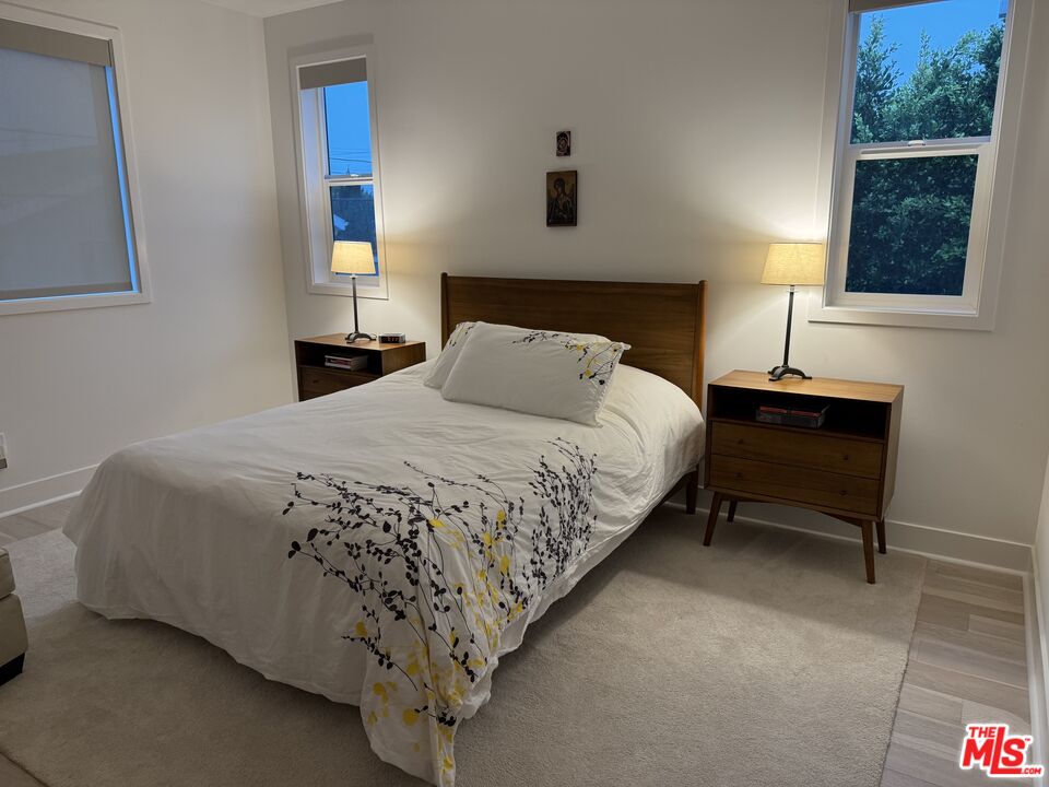 1741 South Marvin Avenue Los Angeles, CA 90019 - Photo 13 of 35