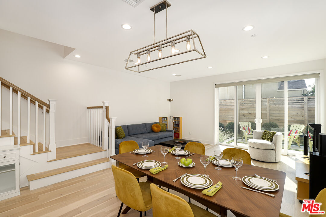 1741 South Marvin Avenue Los Angeles, CA 90019 - Photo 5 of 35