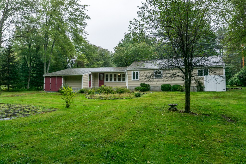 3 Edgewood Road Wilbraham, MA 01095 - Photo 5 of 29 Gallery Image 5