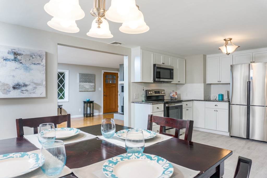 3 Edgewood Road Wilbraham, MA 01095 - Photo 9 of 29 Gallery Image 9
