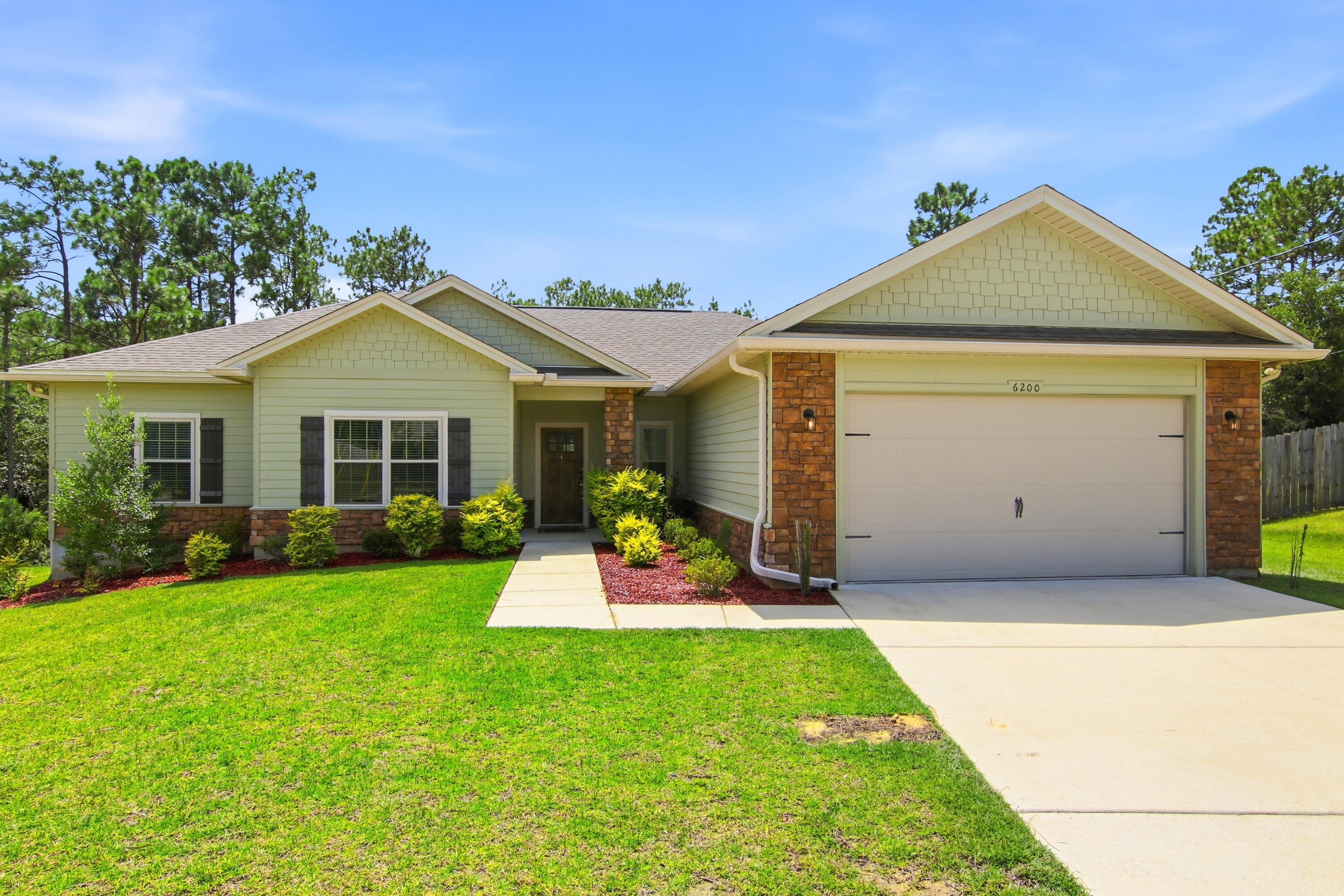 6200 Timberland Ridge Drive Crestview, FL 32539 - Photo 2 of 44 004_F8_6200_Timberland_Ridge_Dr