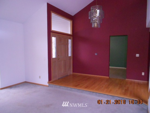 18205 132nd Place Southeast Renton, WA 98058 - Photo 2 of 15 Gallery Image 2