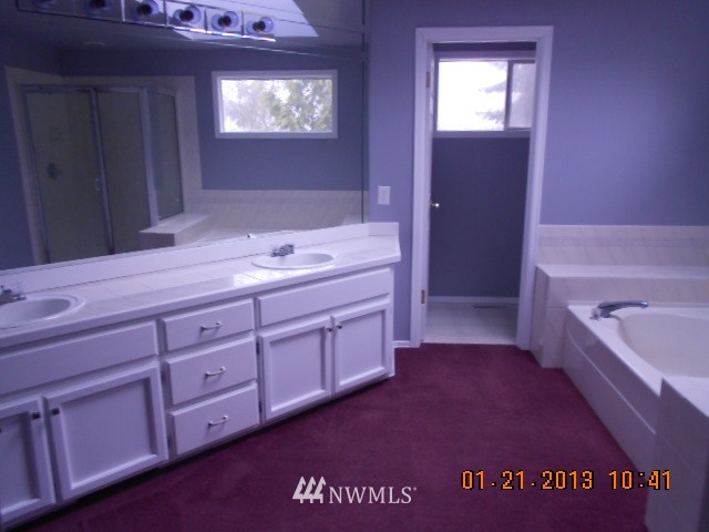 18205 132nd Place Southeast Renton, WA 98058 - Photo 11 of 15 Gallery Image 11