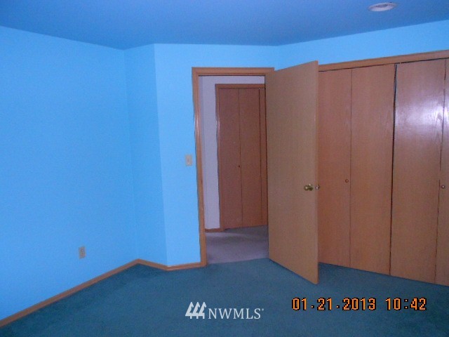 18205 132nd Place Southeast Renton, WA 98058 - Photo 12 of 15 Gallery Image 12