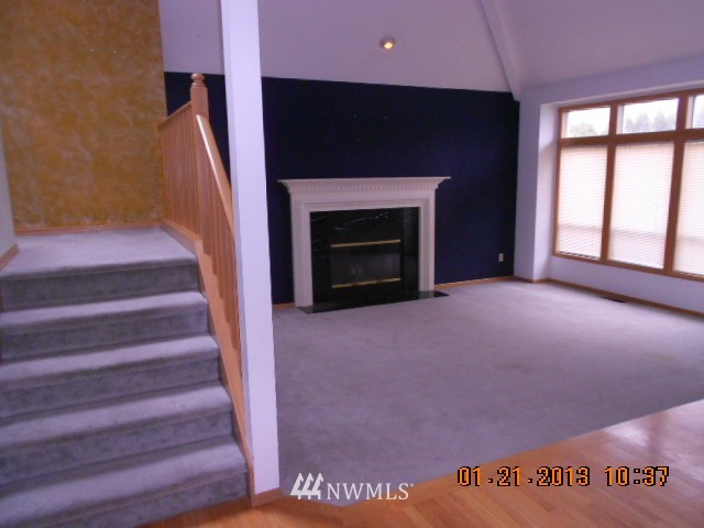 18205 132nd Place Southeast Renton, WA 98058 - Photo 7 of 15 Gallery Image 7