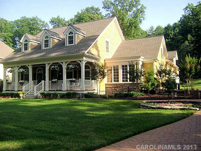 8166 Windsong Road Denver, NC 28037 - Photo 1 of 16 Gallery Image 1