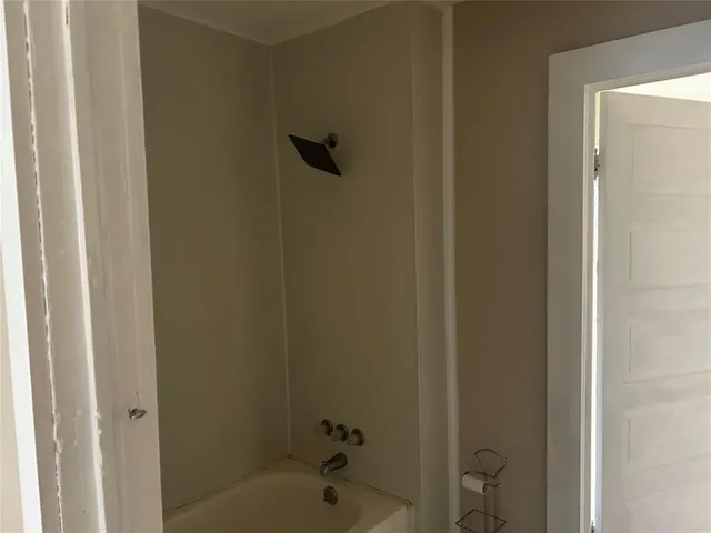 $1,150 | 603 North Brazos Street, Whitney, TX 76692