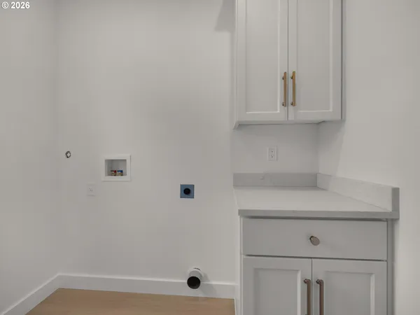 $1,795,000 | 143 West Tanana Avenue, Cannon Beach, OR 97110