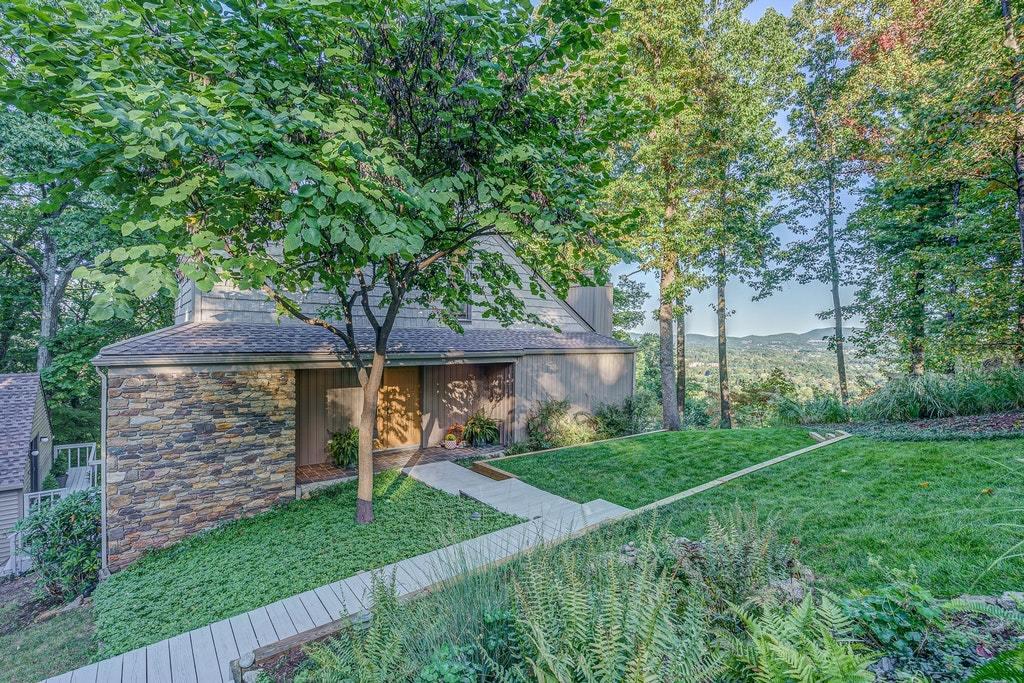 6278 Smokey Ridge Road Roanoke, VA 24018 - Photo 2 of 86 002-330215-6278 Smokey Ridge Road 002_83