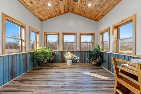 $1,842,775 | N8481 Town Hall Road, Black Creek, WI 54106