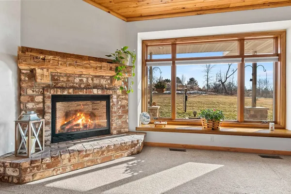 $1,842,775 | N8481 Town Hall Road, Black Creek, WI 54106