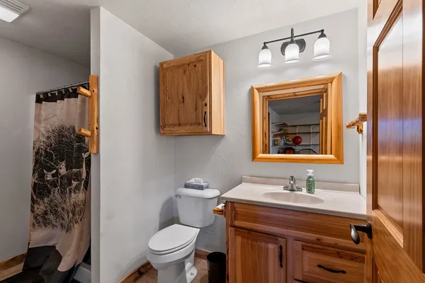 $1,842,775 | N8481 Town Hall Road, Black Creek, WI 54106