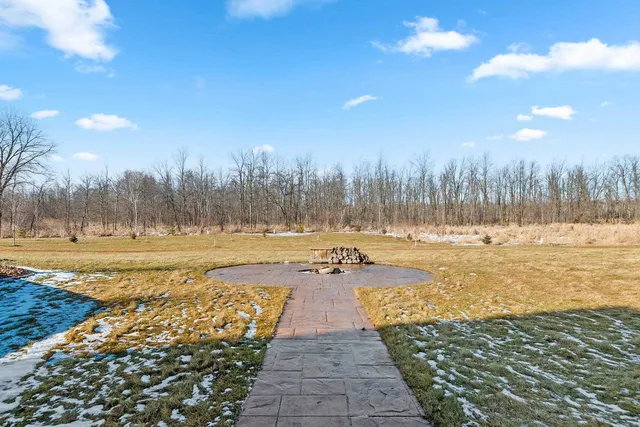 $1,842,775 | N8481 Town Hall Road, Black Creek, WI 54106