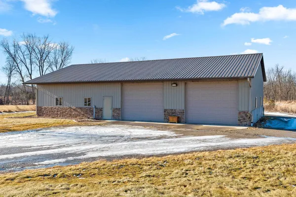 $1,842,775 | N8481 Town Hall Road, Black Creek, WI 54106