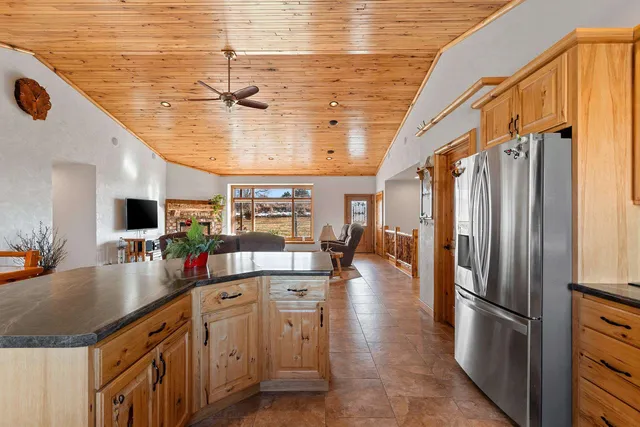 $1,842,775 | N8481 Town Hall Road, Black Creek, WI 54106