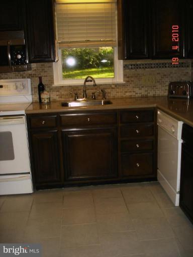 11 Bee Tree Road Parkton, MD 21120 - Photo 7 of 30 Kitchen