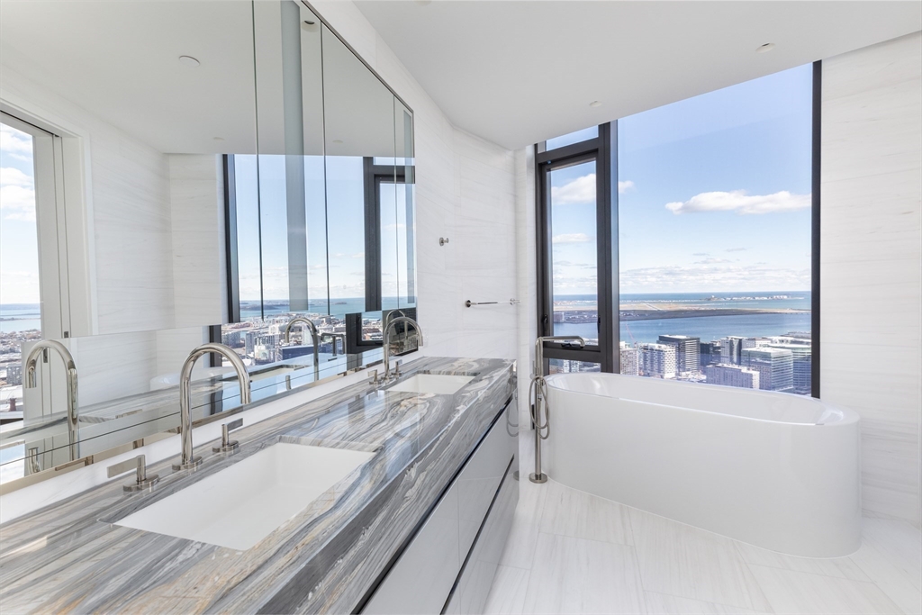 682 Atlantic Avenue, Unit 3710A Boston, MA 02111 - Photo 15 of 42