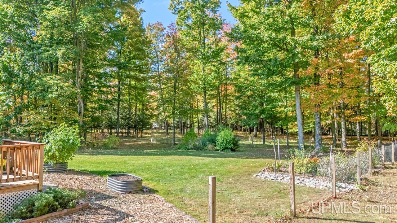8575 M.5 Road Gladstone, MI 49837 - Photo 29 of 33