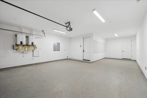 $1,299,000 | 20 Crain Sq Boulevard, Houston, TX 77025