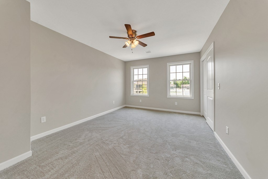 289 Gilbert Avenue Springfield, MA 01119 - Photo 14 of 17