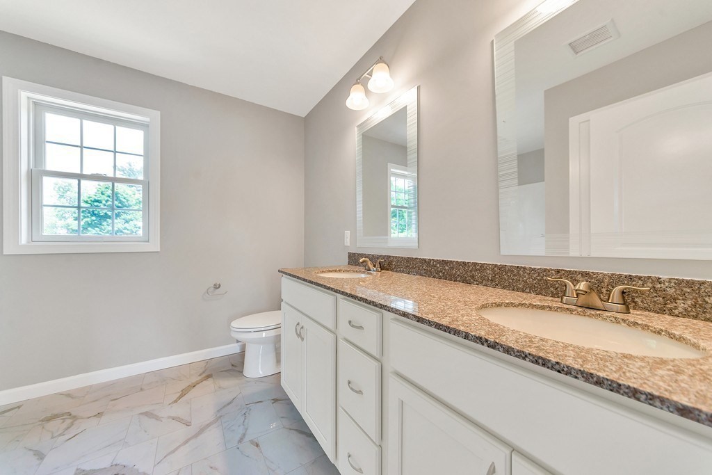 289 Gilbert Avenue Springfield, MA 01119 - Photo 16 of 17