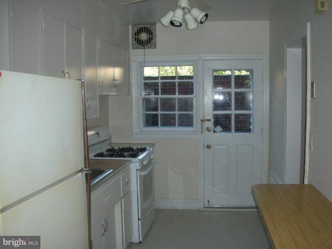 3710 Yolando Road Baltimore, MD 21218 - Photo 9 of 24 Kitchen