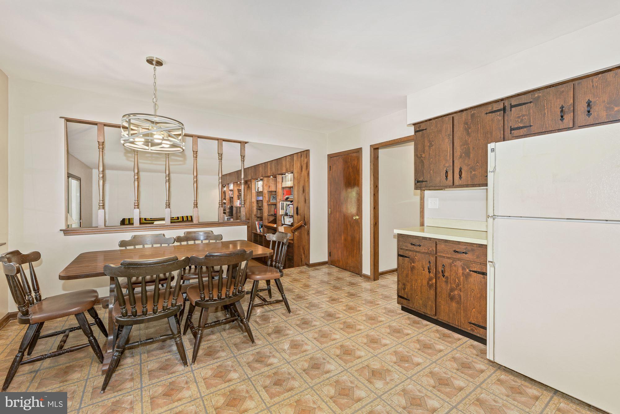 122 Heath Road Medford, NJ 08055 - Photo 11 of 43 Gallery Image 11