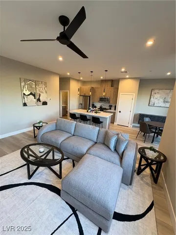 $4,000 | 2659 Chance Canyon Street, Henderson, NV 89044