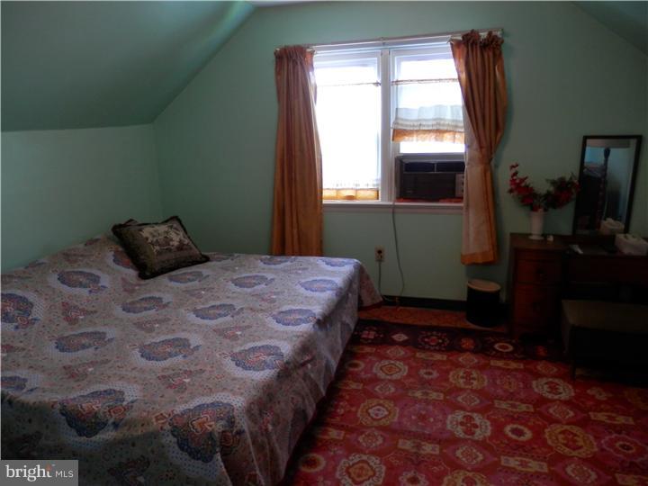 7323 Ryers Avenue Philadelphia, PA 19111 - Photo 15 of 22 Bedroom 3