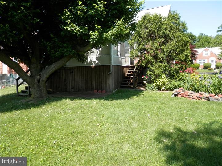 7323 Ryers Avenue Philadelphia, PA 19111 - Photo 19 of 22 Back Yard