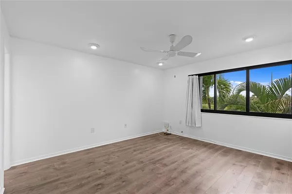 $2,295 | 4272 Deste Court, Unit 308, Lake Worth, FL 33467