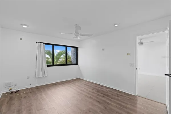 $2,295 | 4272 Deste Court, Unit 308, Lake Worth, FL 33467