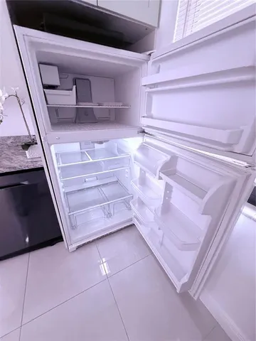 $2,295 | 4272 Deste Court, Unit 308, Lake Worth, FL 33467