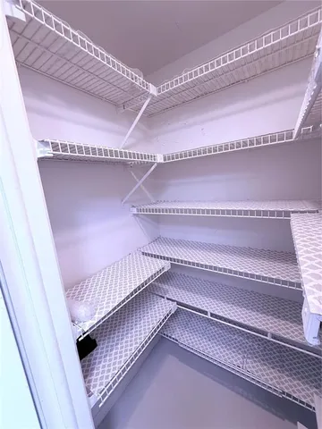 $2,295 | 4272 Deste Court, Unit 308, Lake Worth, FL 33467