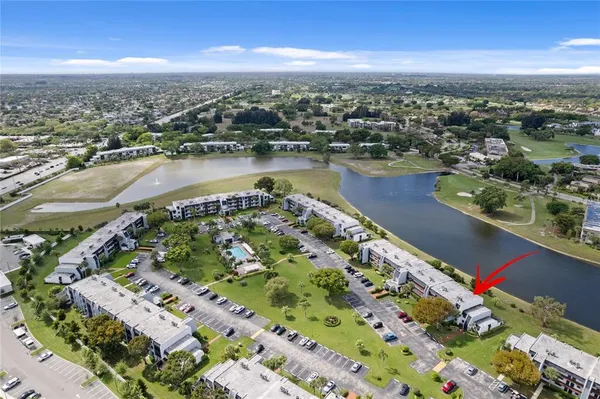 $2,295 | 4272 Deste Court, Unit 308, Lake Worth, FL 33467