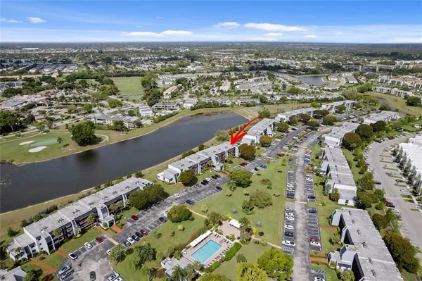 $2,295 | 4272 Deste Court, Unit 308, Lake Worth, FL 33467