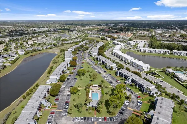 $2,295 | 4272 Deste Court, Unit 308, Lake Worth, FL 33467