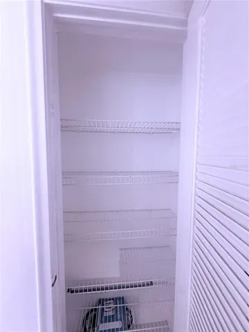 $2,295 | 4272 Deste Court, Unit 308, Lake Worth, FL 33467