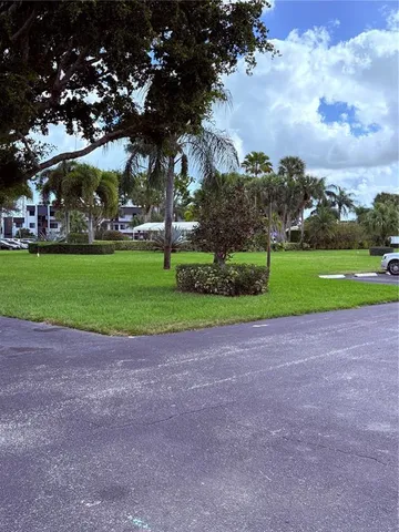 $2,295 | 4272 Deste Court, Unit 308, Lake Worth, FL 33467