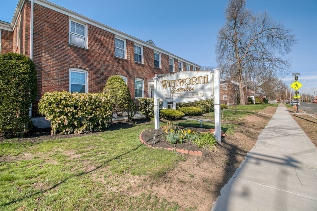 18 Colony Road, Unit 18 West Springfield, MA 01089 - Photo 1 of 25 Gallery Image 1